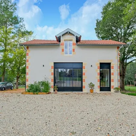 Dependance De Charme Au Coeur Du Parc Du Domaine De Villa *